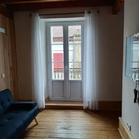Grand 3 Pieces Lumineux A Sur Gesse Apartament *